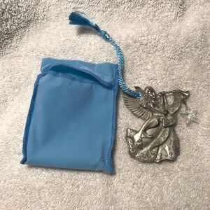 Vintage Avon Holiday Treasures 2002 Angel Pewter Holiday Ornament